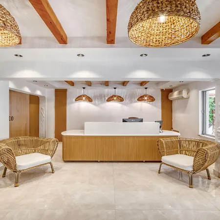 希尔德加德酒店 阿拉尼亚